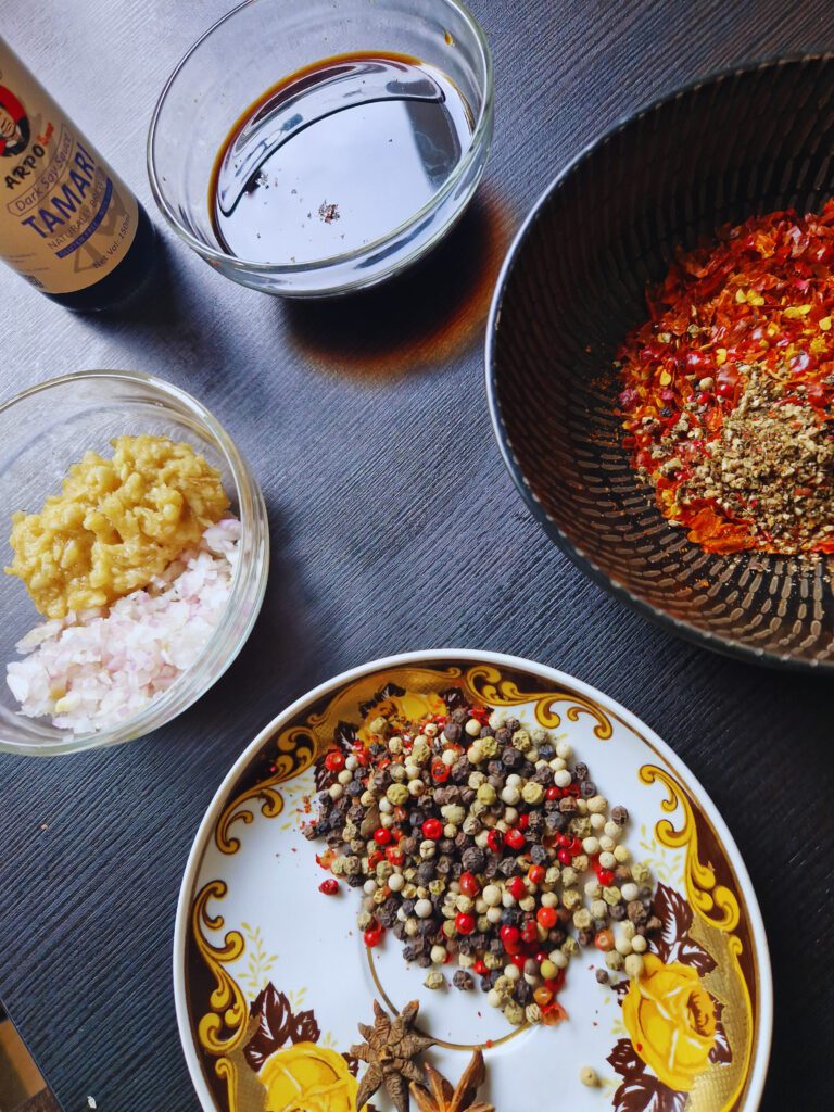 Ingredients for chili oil