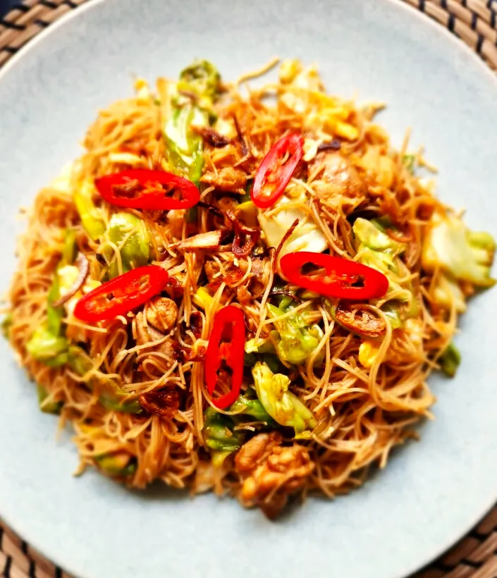 How to Make Bihun Goreng – Simple Fried Vermicelli 9 bihun goreng