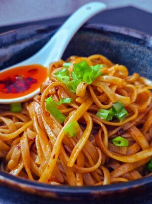 Chili Oil Noodle