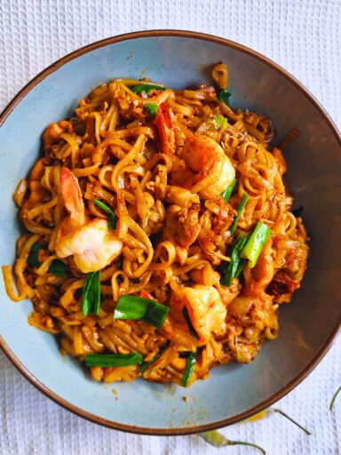Chicken & Shrimp Pad Thai