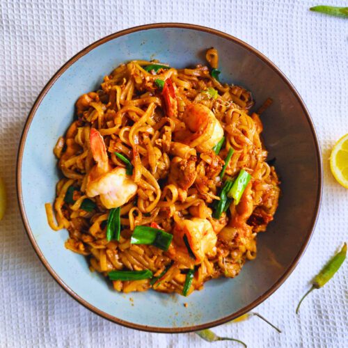 Chicken & Shrimp Pad Thai