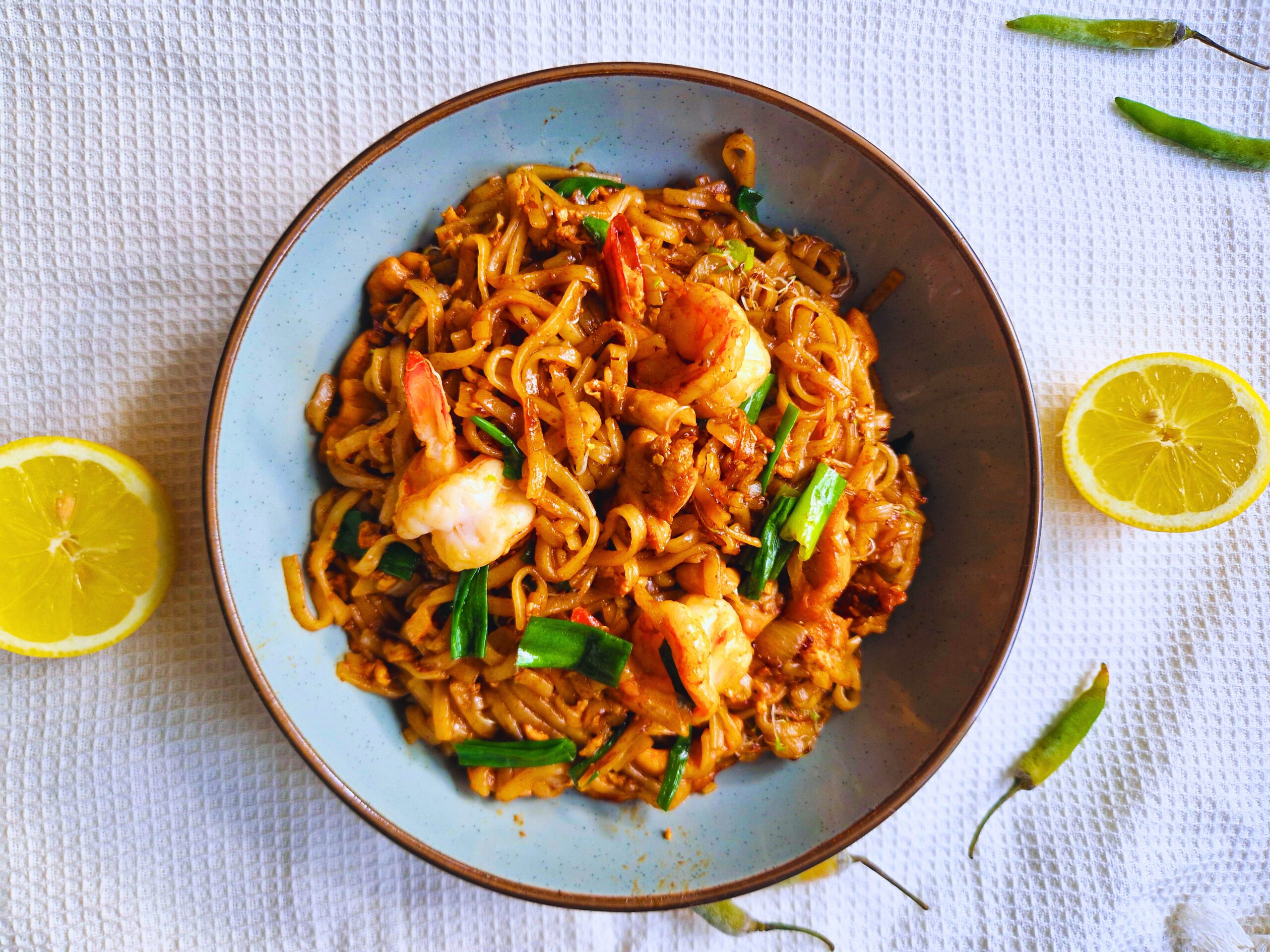 Chicken & Shrimp Pad Thai