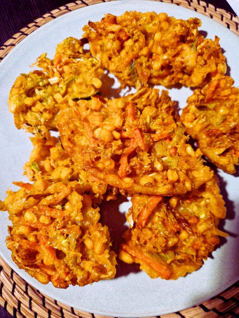Bakwan jagung is perfect when hot and crispy.