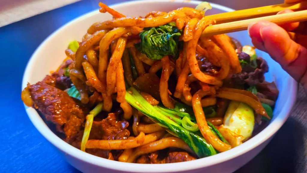 Easy Beef Yaki Udon — Ready in 15 Minutes! 2 Beef Yaki Udon