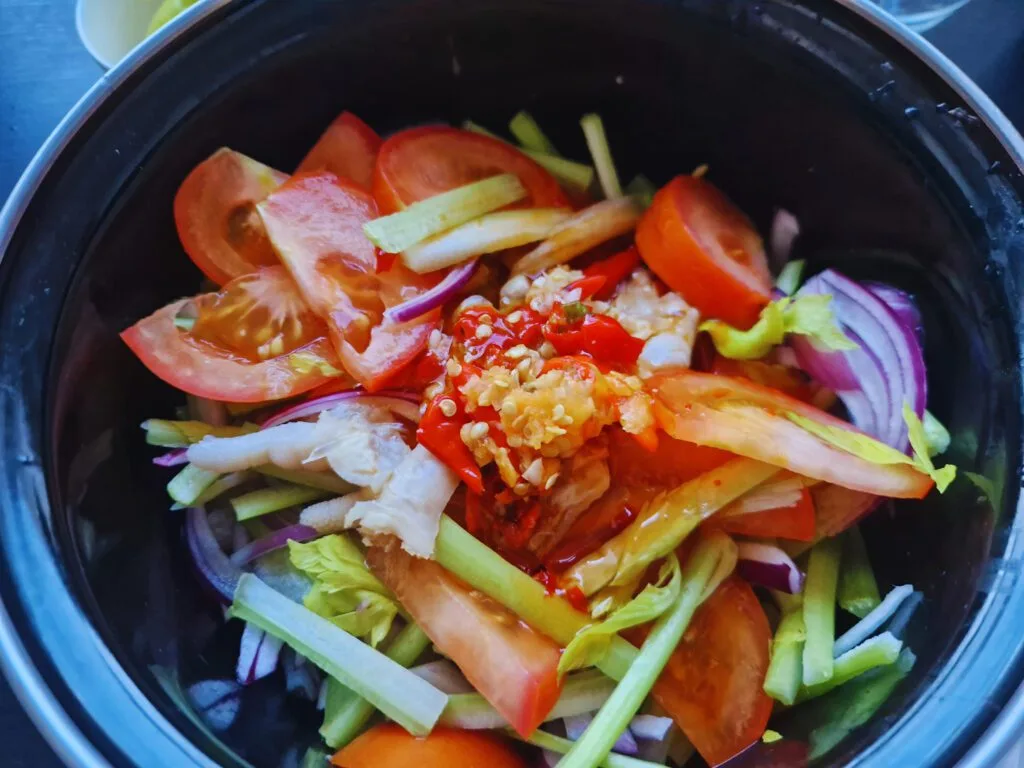 How to Make Thai Chicken Feet Salad at Home 6 7b6460b8 9b05 4878 9cde eca7477f1ee3