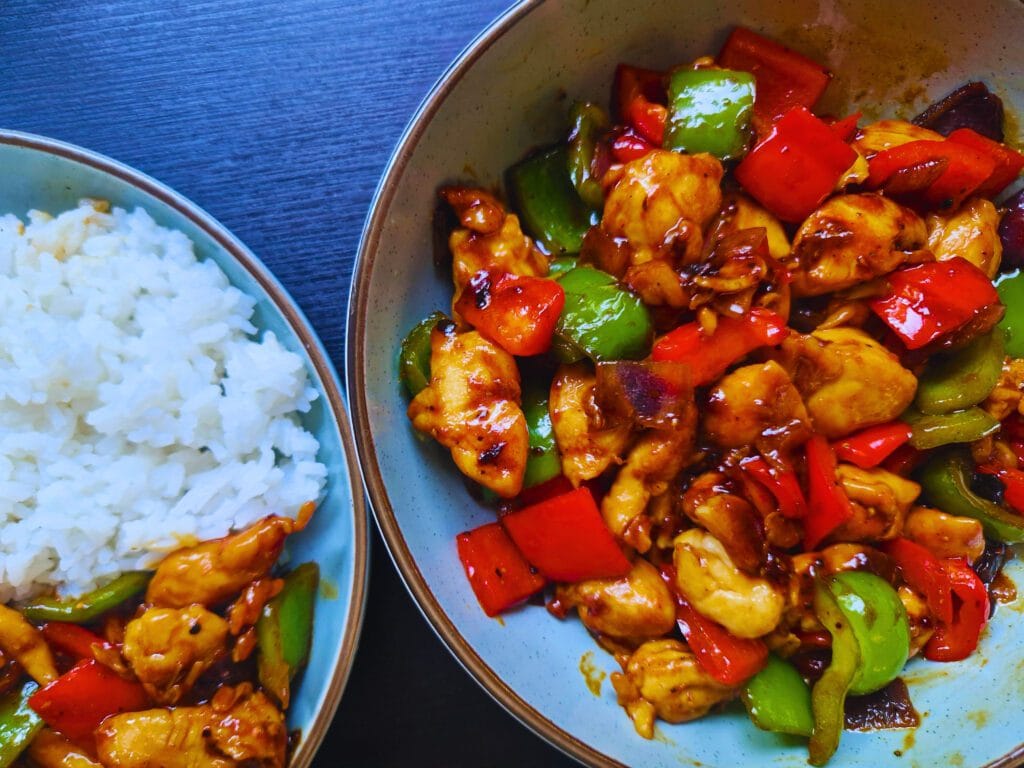 Black pepper chicken is ready to serve with hot steamed rice